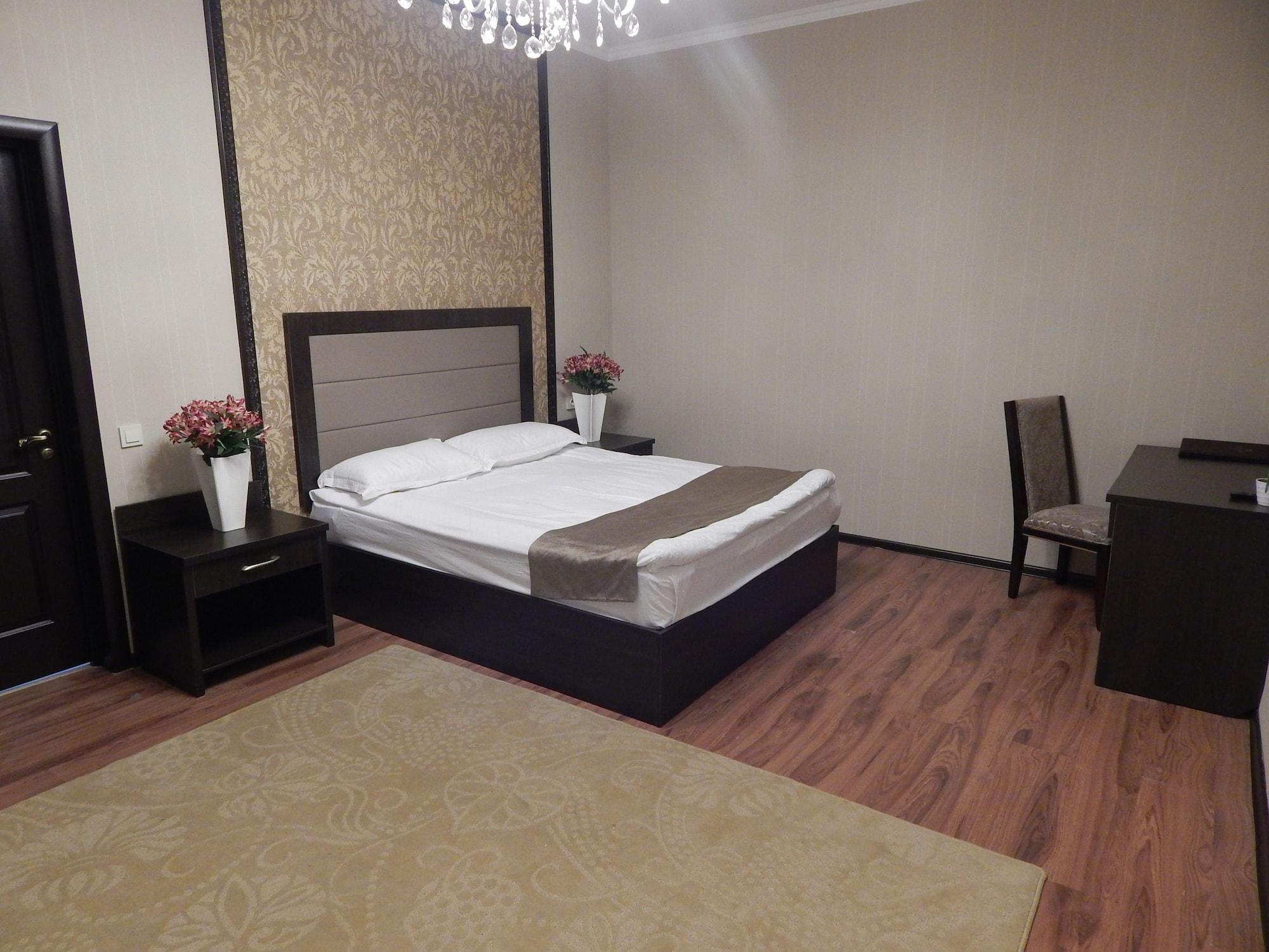 Reikartz Park Astana Ex-Royal Park Hotel & Spa Dış mekan fotoğraf