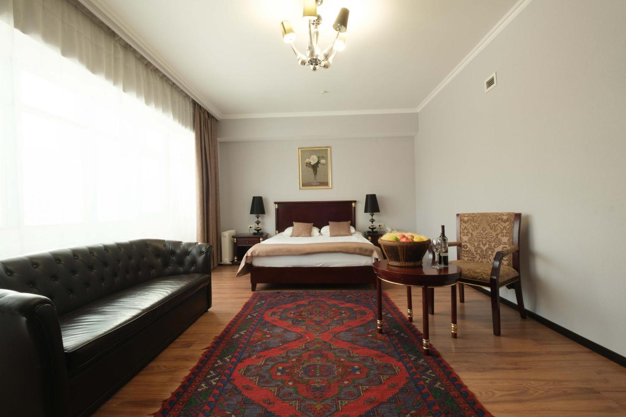 Reikartz Park Astana Ex-Royal Park Hotel & Spa Dış mekan fotoğraf