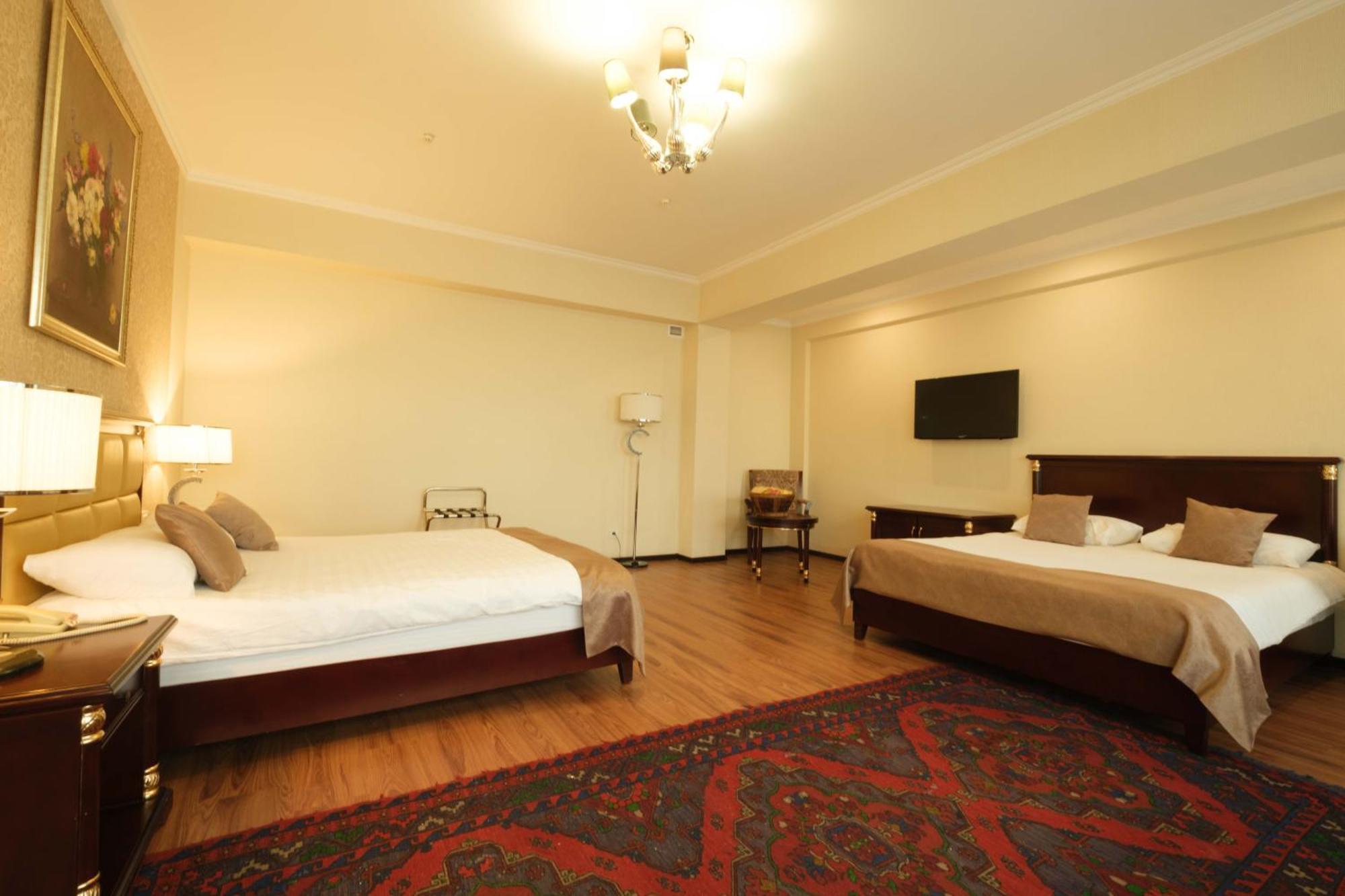 Reikartz Park Astana Ex-Royal Park Hotel & Spa Dış mekan fotoğraf